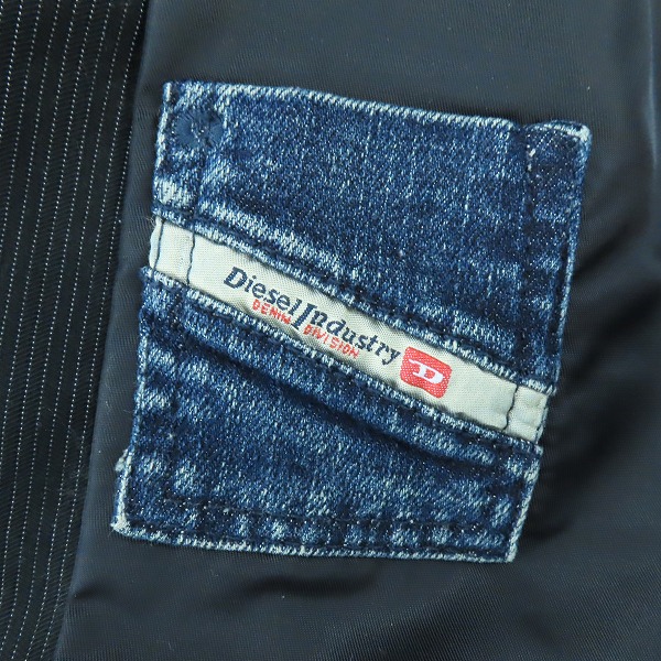 実際に弊社で買取させて頂いたDIESEL/ディーゼル デニム切替 ストライプ テーラードジャケット Mの画像 4枚目