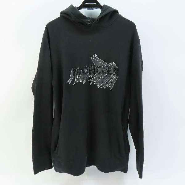 実際に弊社で買取させて頂いたMONCLER/モンクレール MAGLIA CON CAPPUCCIO ラインストーンパーカー G20928G00013/2 