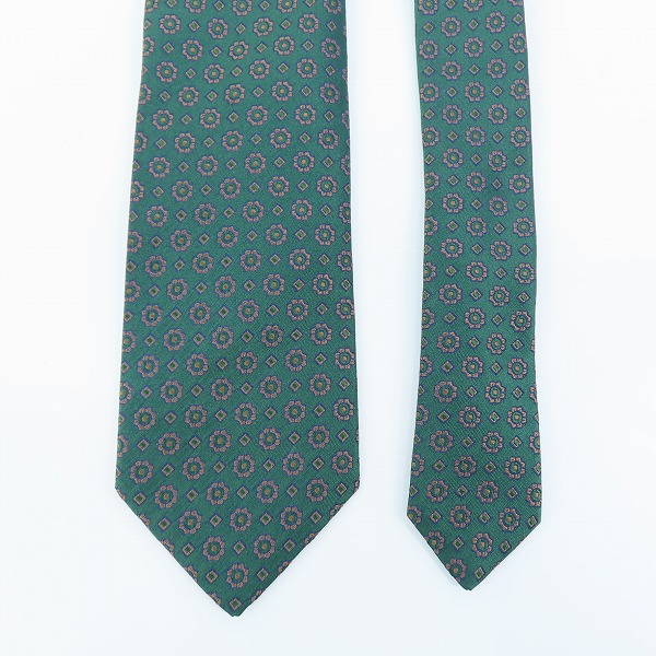 実際に弊社で買取させて頂いたLUIGI BORRELLI/ルイジ ボレッリ 総柄 グリーン シルク ネクタイの画像 1枚目