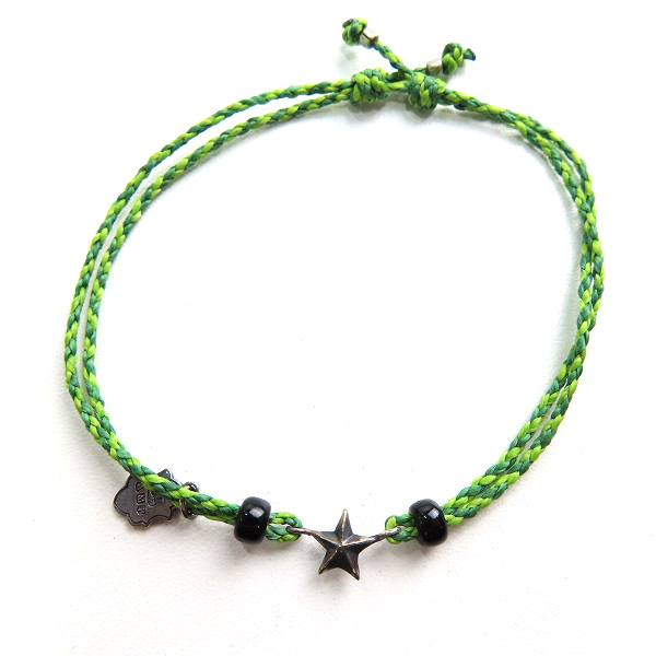 実際に弊社で買取させて頂いた(2)AMP JAPAN/アンプジャパン スター ブレスレット グリーンの画像 1枚目