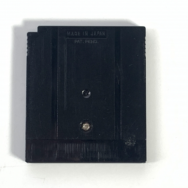 実際に弊社で買取させて頂いた任天堂/Nintendo/ニンテンドー GAME BOY COLOR/ゲームボーイカラー 本体 CGB-001 パープル/ポケットボンバーマン ソフト付きの画像 8枚目