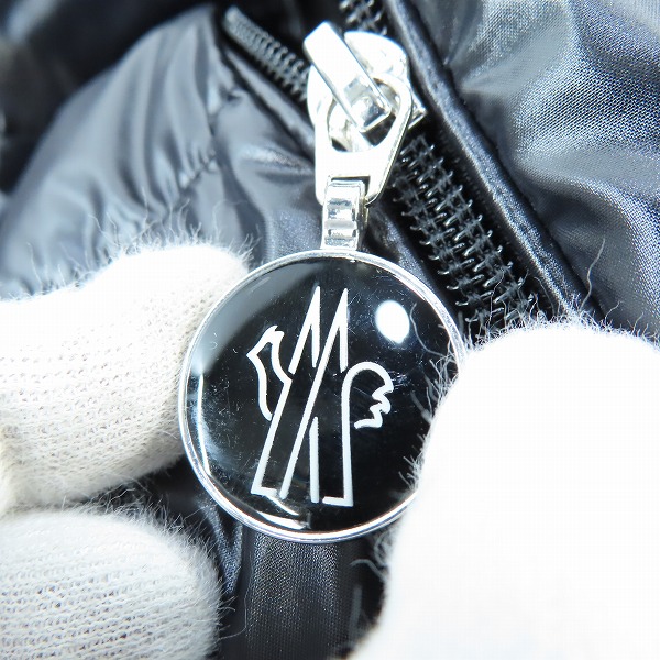 実際に弊社で買取させて頂いた【JPタグ】MONCLER/モンクレール 21AW CARDIGAN TRICOT/ダウン切り替え カーディガン ジャケット G20919B00002/XLの画像 8枚目