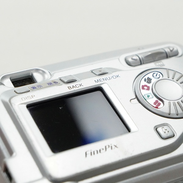 実際に弊社で買取させて頂いたFUJIFILM/富士フィルム FinePix A303 ファインピクス コンパクトデジタルカメラ 動作確認済みの画像 4枚目