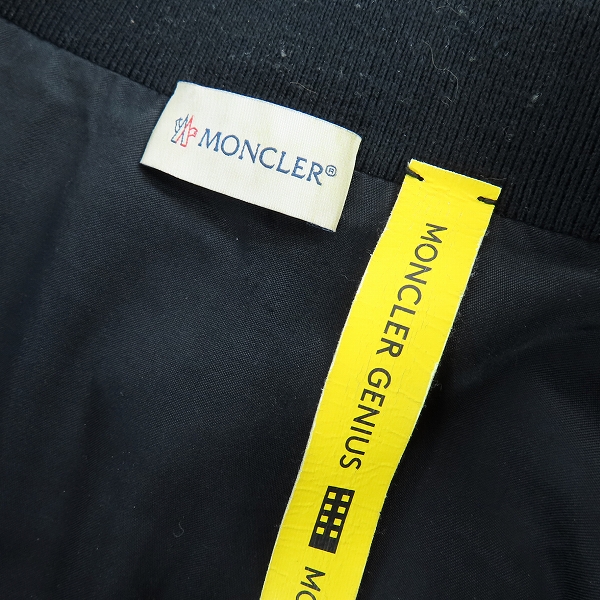 実際に弊社で買取させて頂いたMONCLER×Fragment/モンクレール×フラグメント 切り替え 刺繍 スカジャン ブラック G209U8G00004 809F4/Lの画像 2枚目