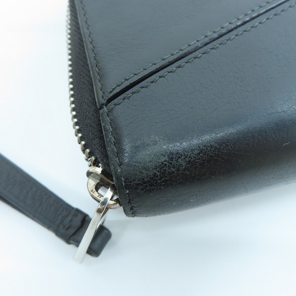 実際に弊社で買取させて頂いたLOEWE/ロエベ パズル アナグラムロゴ ラウンドジップ長財布の画像 5枚目