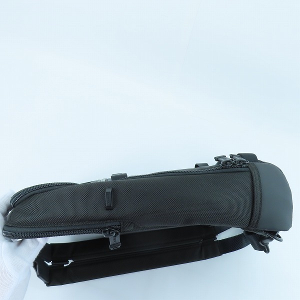 実際に弊社で買取させて頂いたTUMI/トゥミ コンパクト リュックサック/ショルダーバッグ 232751DEの画像 4枚目