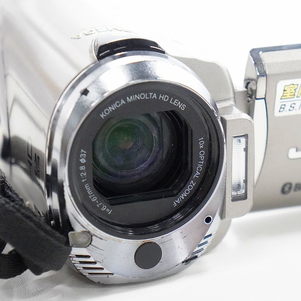 実際に弊社で買取させて頂いたJVC/日本ビクター ケンウッド Everio GZ-HM570 -S エブリオ デジタルビデオカメラ 動作確認済みの画像 1枚目