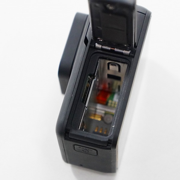 実際に弊社で買取させて頂いたGoPro/ゴープロ HERO 7 Black アクションカメラ デジタルビデオカメラ 簡易動作確認済みの画像 6枚目