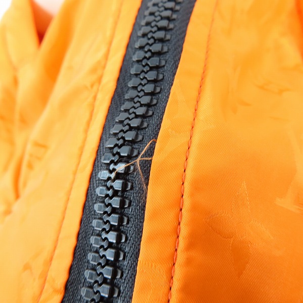 実際に弊社で買取させて頂いたLouis Vuitton/ルイヴィトン 22AW モノグラム総柄 ma-1型 リバーシブル ブルゾン RM222Q J32 HNB56W/50の画像 8枚目