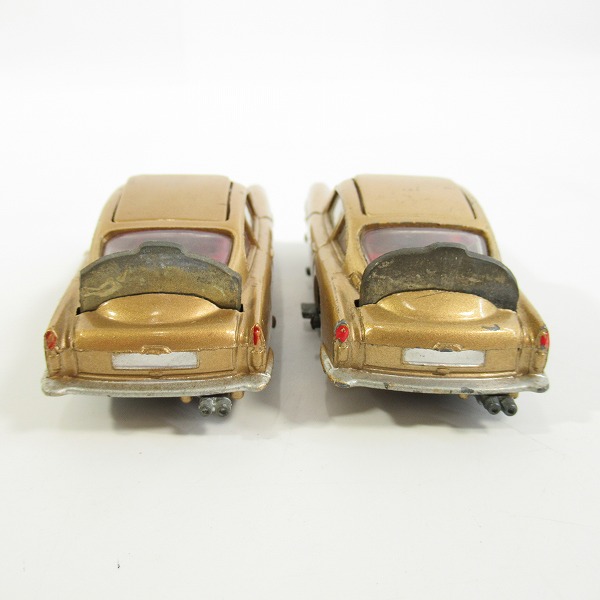 実際に弊社で買取させて頂いたCORGI TOYS/コーギートイズ  007 JAMES BOND'S ASTON MARTIN DB5/アストンマーティン ゴールド ミニカー 2点セットの画像 3枚目