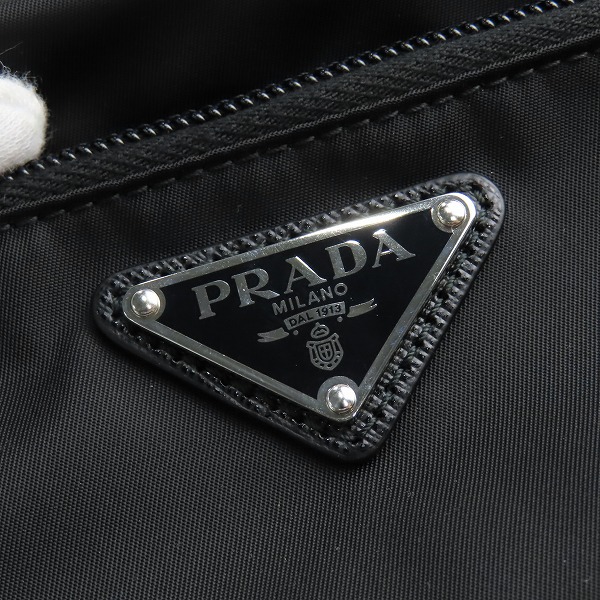 実際に弊社で買取させて頂いたPRADA/プラダ Re-Nylon xサフィアーノレザー トラベルポーチの画像 3枚目