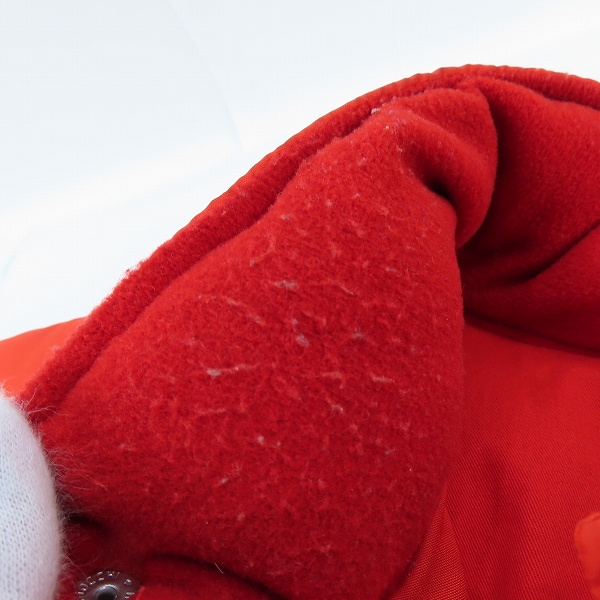 実際に弊社で買取させて頂いたFILA/フィラ Ferrari/フェラーリ Formula1/F1 中綿ジャケット /Mの画像 5枚目