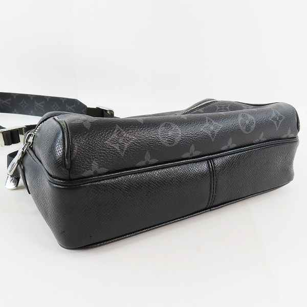 実際に弊社で買取させて頂いたLOUIS VUITTON/ルイヴィトン タイガラマ アウトドアメッセンジャーバッグ/M30233の画像 3枚目