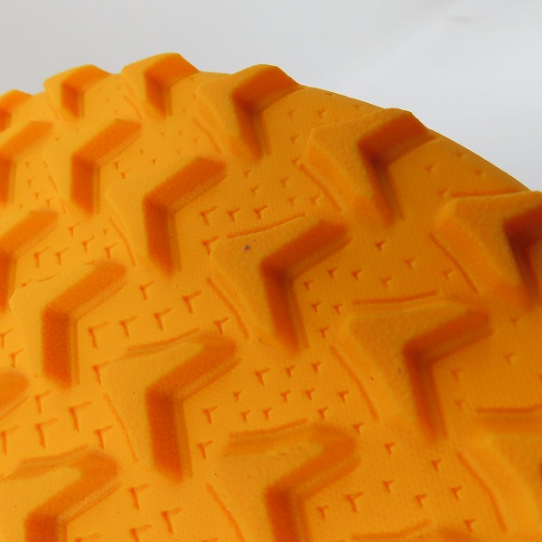 実際に弊社で買取させて頂いたPUMA/プーマ ULTRA PLAY/ウルトラ プレイ TT サッカー/トレーニング シューズ 107765-03/27の画像 7枚目