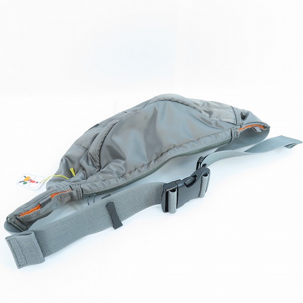 実際に弊社で買取させて頂いた(1)【未使用】PORTER/ポーター TANKER タンカー WAIST BAG(L) ウエストバッグ シルバーグレー/622-06628の画像 2枚目