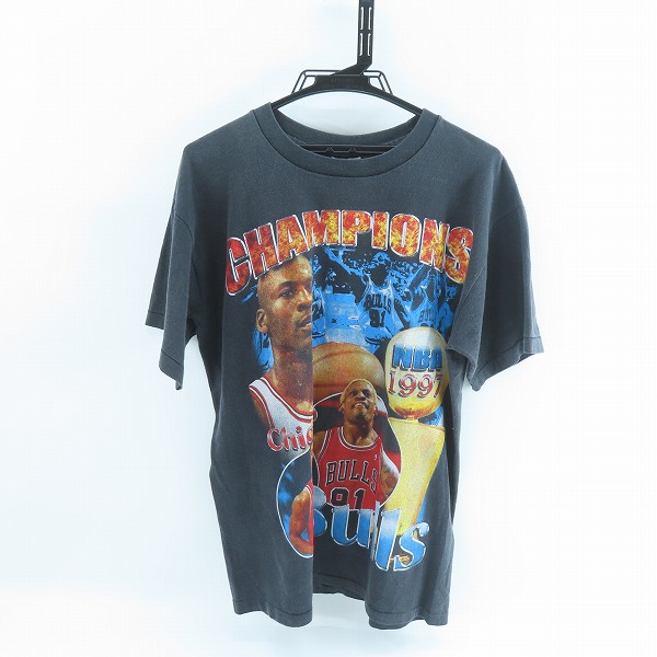 実際に弊社で買取させて頂いたBOOTLEG TEES BULLS RETURNING CHAMPIONS TEE 半袖Tシャツ/L