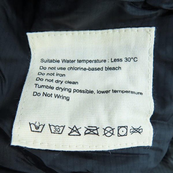 実際に弊社で買取させて頂いた【未使用】MINIMAL WORKS/ミニマルワークス CHAMELEON 350/シュラフ/寝袋 ブラック MGSL-CL351-GO0BKの画像 3枚目