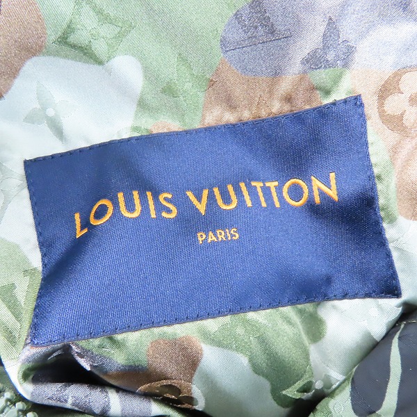 実際に弊社で買取させて頂いた【JPタグ】LOUIS VUITTON/ルイヴィトン カモフラ柄 ウィンドブレーカー フーディジャケット RM202M XCO HJB08W/52の画像 2枚目