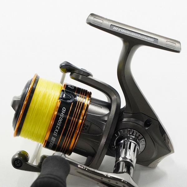 実際に弊社で買取させて頂いたAbuGarcia/アブガルシア Cardinal III STX 2500SHD カーディナル ダブルハンドル スピニングリールの画像 1枚目