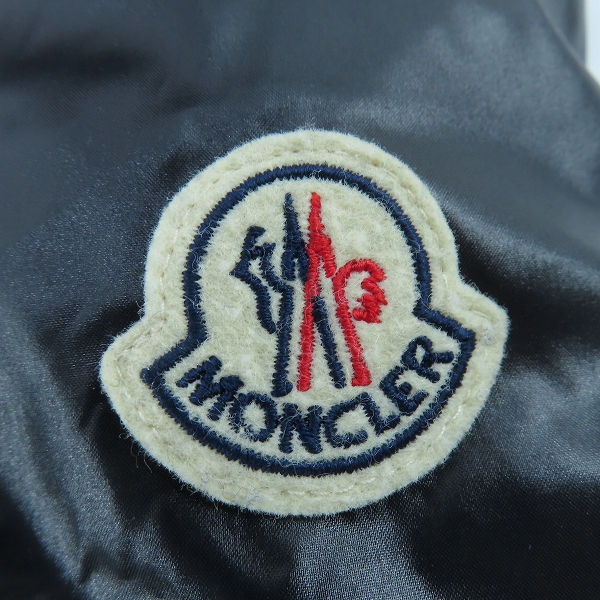 実際に弊社で買取させて頂いた【JPタグ】MONCLER/モンクレール Corydale/コリーデル ダウンジャケット ブラック H20911A00101 68950/3の画像 4枚目
