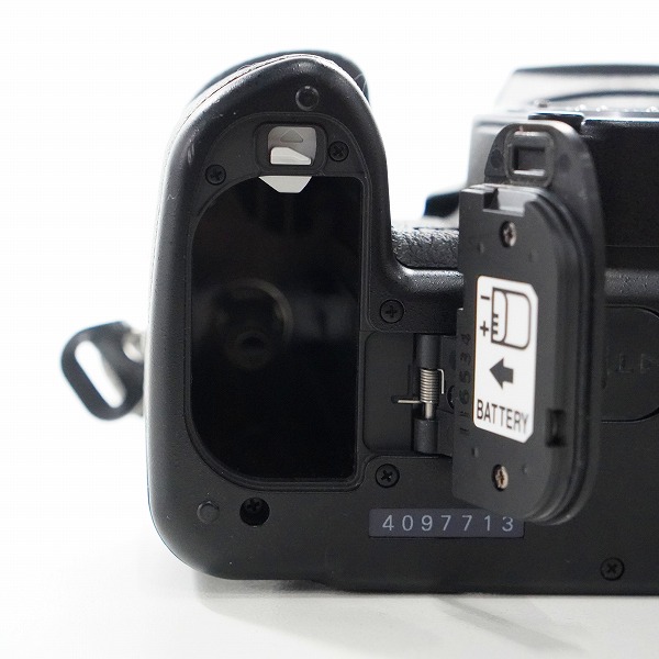 実際に弊社で買取させて頂いたPENTAX/ペンタックス K-5 SR デジタル一眼レフカメラボディ ブラック 動作未確認の画像 7枚目