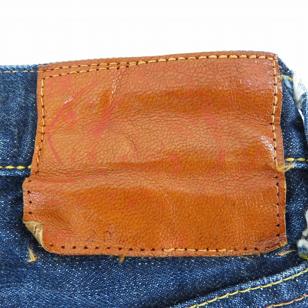 実際に弊社で買取させて頂いた EVISU/エヴィス カモメ刺繍 虹色 デニムパンツの画像 2枚目