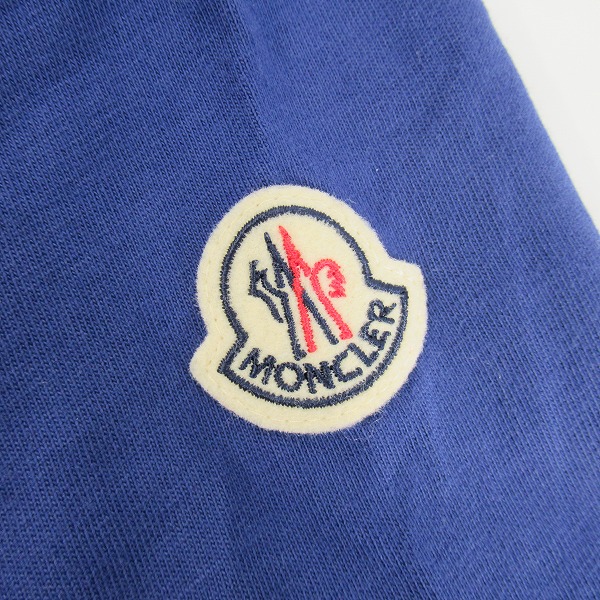 実際に弊社で買取させて頂いた【JPタグ】MONCLER/モンクレール SS TSHIRT ロゴプリントクルーネック スタッズ Tシャツ H10918C00015/Mの画像 6枚目