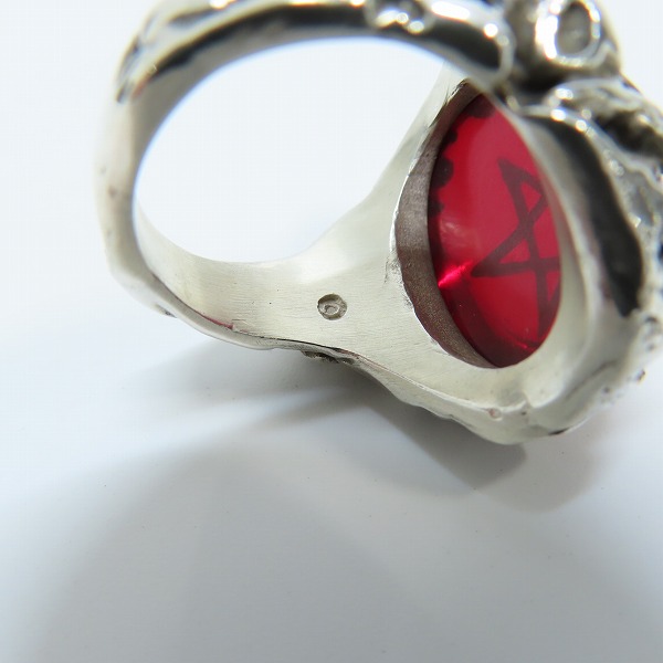 実際に弊社で買取させて頂いた【ギャラ付】ALEX STEETER/アレックスストリーター ヘルファイアエンジェルハートリングw東京レッド 土台スカル 19.5号の画像 6枚目