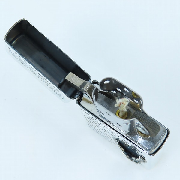 実際に弊社で買取させて頂いたZIPPO/ジッポー Harley-Davidson/ハーレーダビッドソン THE AMERICAN LEGEND 英文デザイン イーグルメタル貼り 1996年製の画像 4枚目