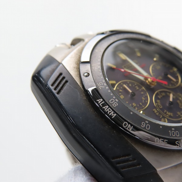 実際に弊社で買取させて頂いたCITIZEN/シチズン 初代エコドライブ チタニウム 9457-H27961の画像 6枚目