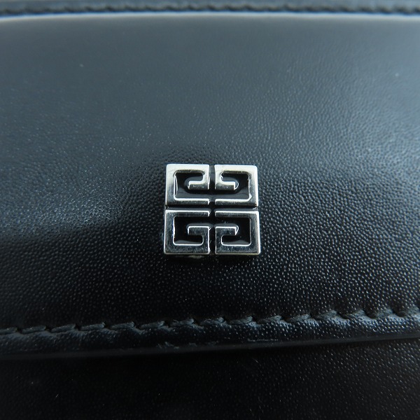 実際に弊社で買取させて頂いたGIVENCHY/ジバンシイ チェーン付きミニウォレット/財布 の画像 2枚目