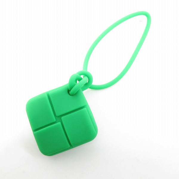 実際に弊社で買取させて頂いたBOTTEGA VENETA/ボッテガ ヴェネタ Airtag/エアタグケース グリーン