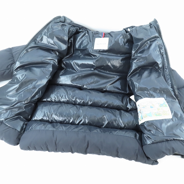 実際に弊社で買取させて頂いた【JPタグ】MONCLER/モンクレール DUBOIS//デュボア GIUBBOTTO ダウンジャケット ブラック E20914131585/1の画像 4枚目