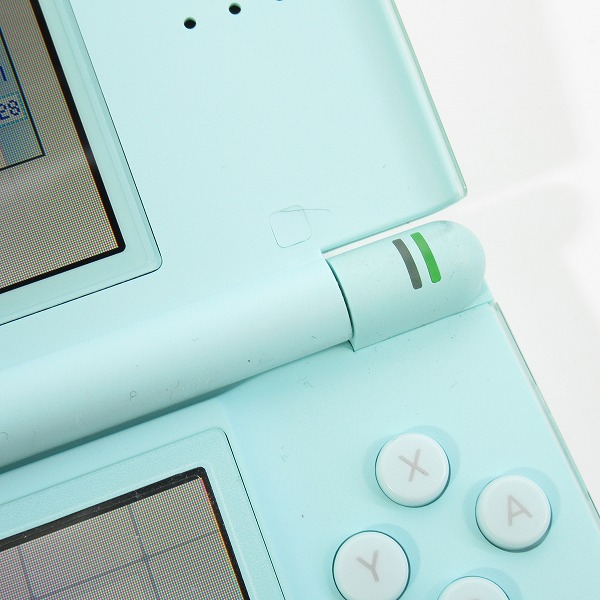 実際に弊社で買取させて頂いた任天堂/Nintendo ニンテンドー DS Lite アイスブルー 本体 USG-001 タッチペン付き【簡易動作確認済】の画像 7枚目