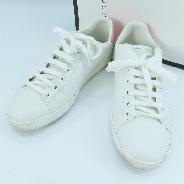 実際に弊社で買取させて頂いたGUCCI/グッチ インターロッキングG スニーカー 598527/38