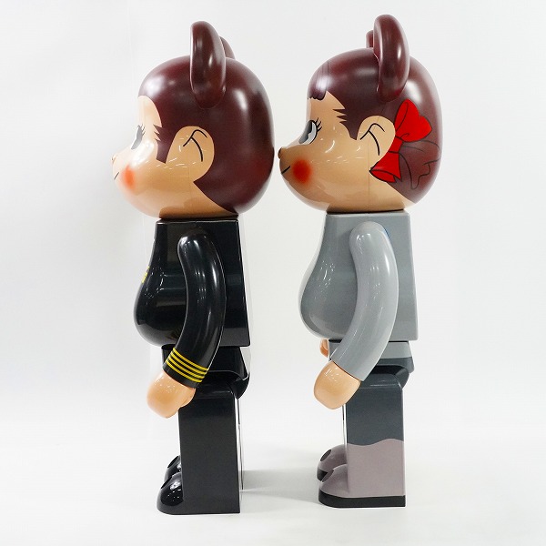 実際に弊社で買取させて頂いた★(2)【未使用】MEDICOM TOY/メディコムトイ BE@RBRICK/ベアブリック ANA CA10代目 ペコちゃん & CAPTAIN ポコちゃん 1000%の画像 2枚目