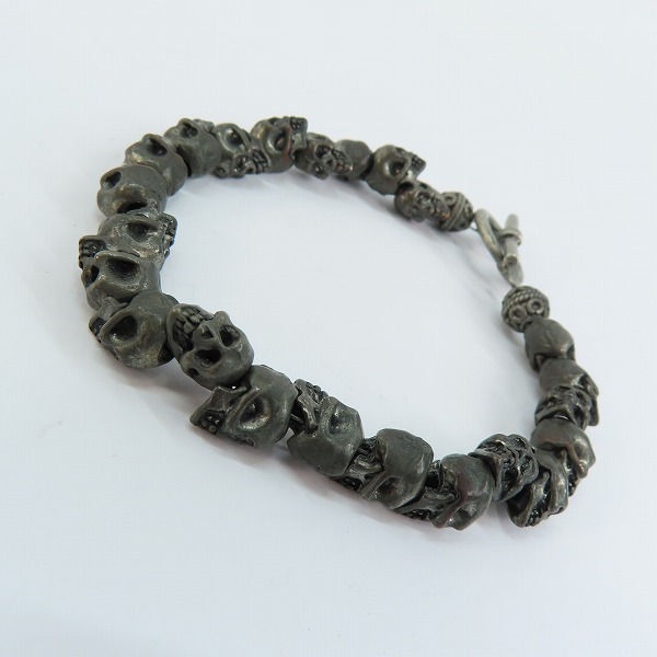 実際に弊社で買取させて頂いたNECROMANCE/ネクロマンス スカルブレスレット Tバー