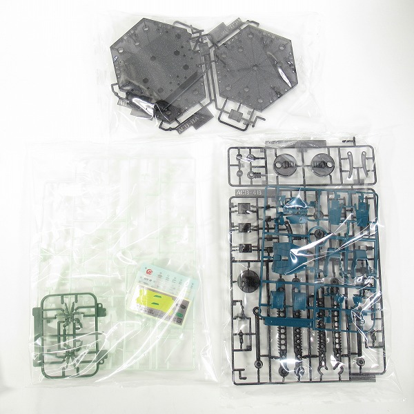 実際に弊社で買取させて頂いた【未組立】 バンダイスピリッツ ガンダムベース限定 MG 1/100 機動戦士ガンダムUC ユニコーンガンダム 光の結晶体/ガンプラの画像 2枚目