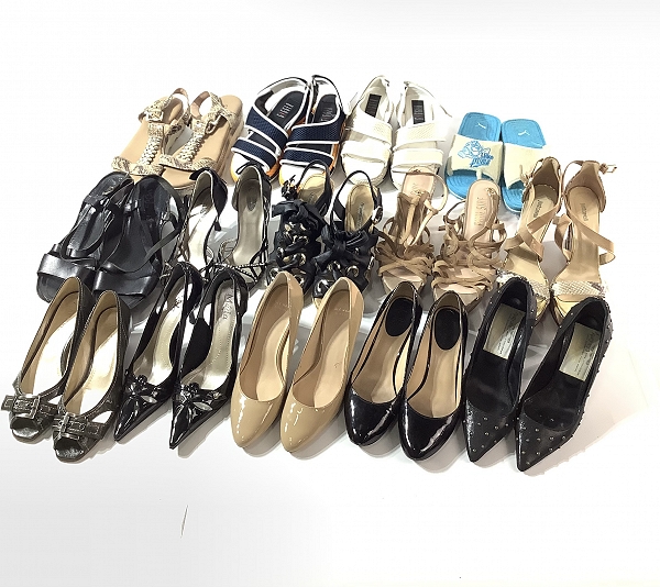 実際に弊社で買取させて頂いた【おまとめ】クロエ/ジャストカバリ/コールハーン 他 パンプス/ローファー/ショートブーツ 等の画像 2枚目