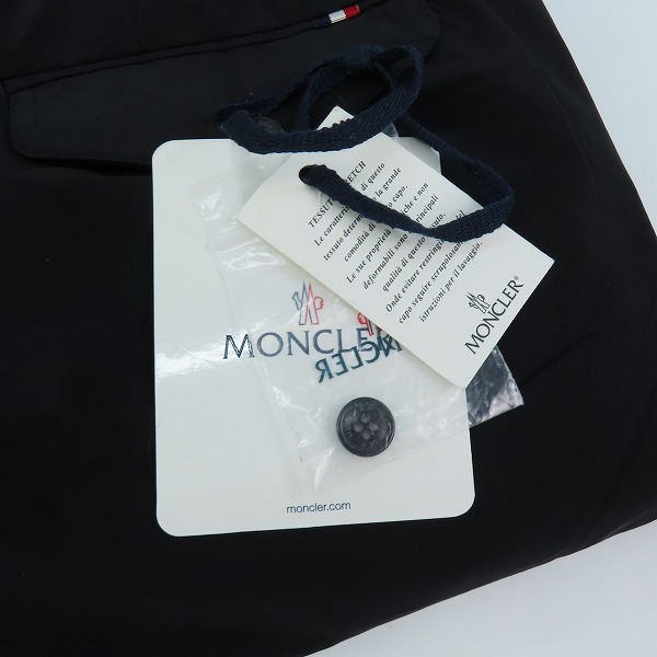 実際に弊社で買取させて頂いた【JPタグ】MONCLER/モンクレール ナイロン ジョガー パンツ F10912A71000 53791/48の画像 8枚目