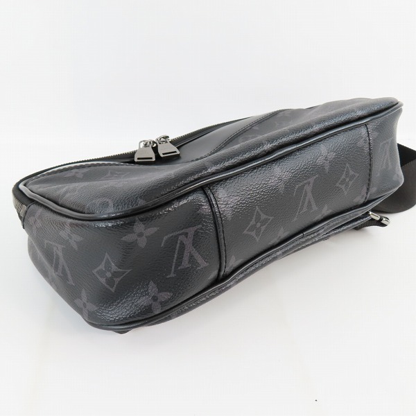 実際に弊社で買取させて頂いたLOUIS VUITTON/ルイヴィトン モノグラム エクリプス バムバッグ M42906の画像 4枚目