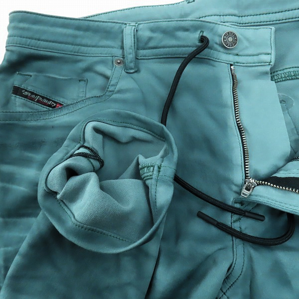 実際に弊社で買取させて頂いた【未使用】DIESEL/ディーゼル THOMMER CB-NE ジョグジーンズ デニムパンツ/36の画像 2枚目