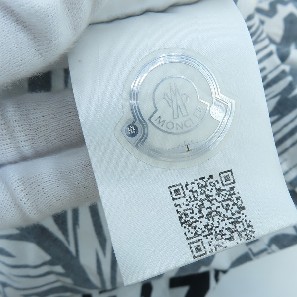 実際に弊社で買取させて頂いた【JPタグ】MONCLER/モンクレール CAMICIA/総柄 オープンカラーシャツ I10912F00010/XLの画像 6枚目