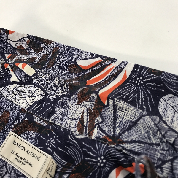実際に弊社で買取させて頂いたMAISON KITSUNE/メゾンキツネ 総柄 シャツ/39の画像 6枚目