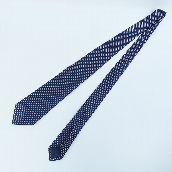 実際に弊社で買取させて頂いたLUIGI BORRELLI/ルイジ ボレッリ 総柄 ネイビー シルク ネクタイの画像 5枚目