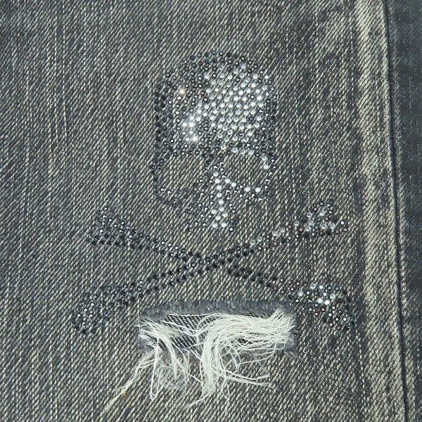 実際に弊社で買取させて頂いたRoen×BOBSON/ロエン×ボブソン スカルスタッズ ダメージ加工 デニムパンツ /33の画像 7枚目