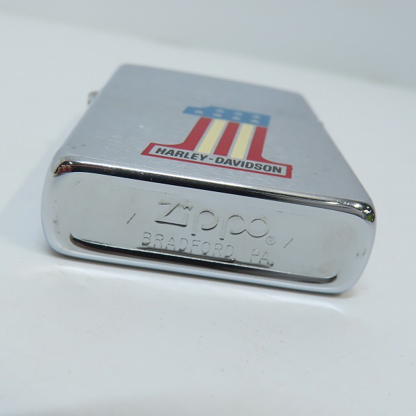実際に弊社で買取させて頂いたZIPPO/ジッポー HARLEY-DAVIDSON/ハーレーダビッドソン  星条旗 No.1 ヴィンテージ/ビンテージ 1980年製の画像 3枚目
