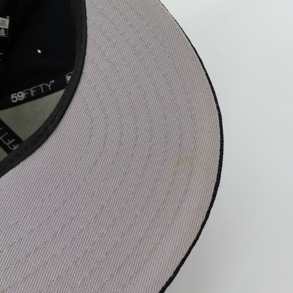 実際に弊社で買取させて頂いたFRAGMENT DESIGN×NEW ERA/フラグメントデザイン×ニューエラ 59FIFTY FRG ロゴ刺繍 キャップの画像 8枚目