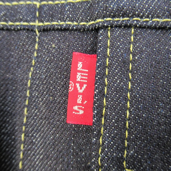 実際に弊社で買取させて頂いた【未使用】Levi’s/リーバイス VINTAGE CLOTHING 557XX Lot557 3rd デニム ジャケット/Gジャン 74998-0003/40の画像 3枚目