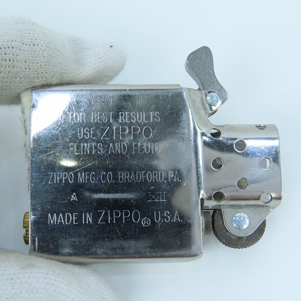 実際に弊社で買取させて頂いたZIPPO/ジッポー Harley-Davidson/ハーレーダビッドソン 立体メタル ディスクメタル ボルトオン ゴールドカラー 1996年製の画像 5枚目